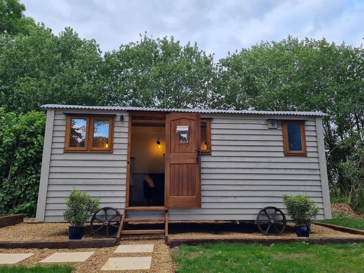 The Owls Rest Shepherds Hut Hethel Norwich Esterno foto